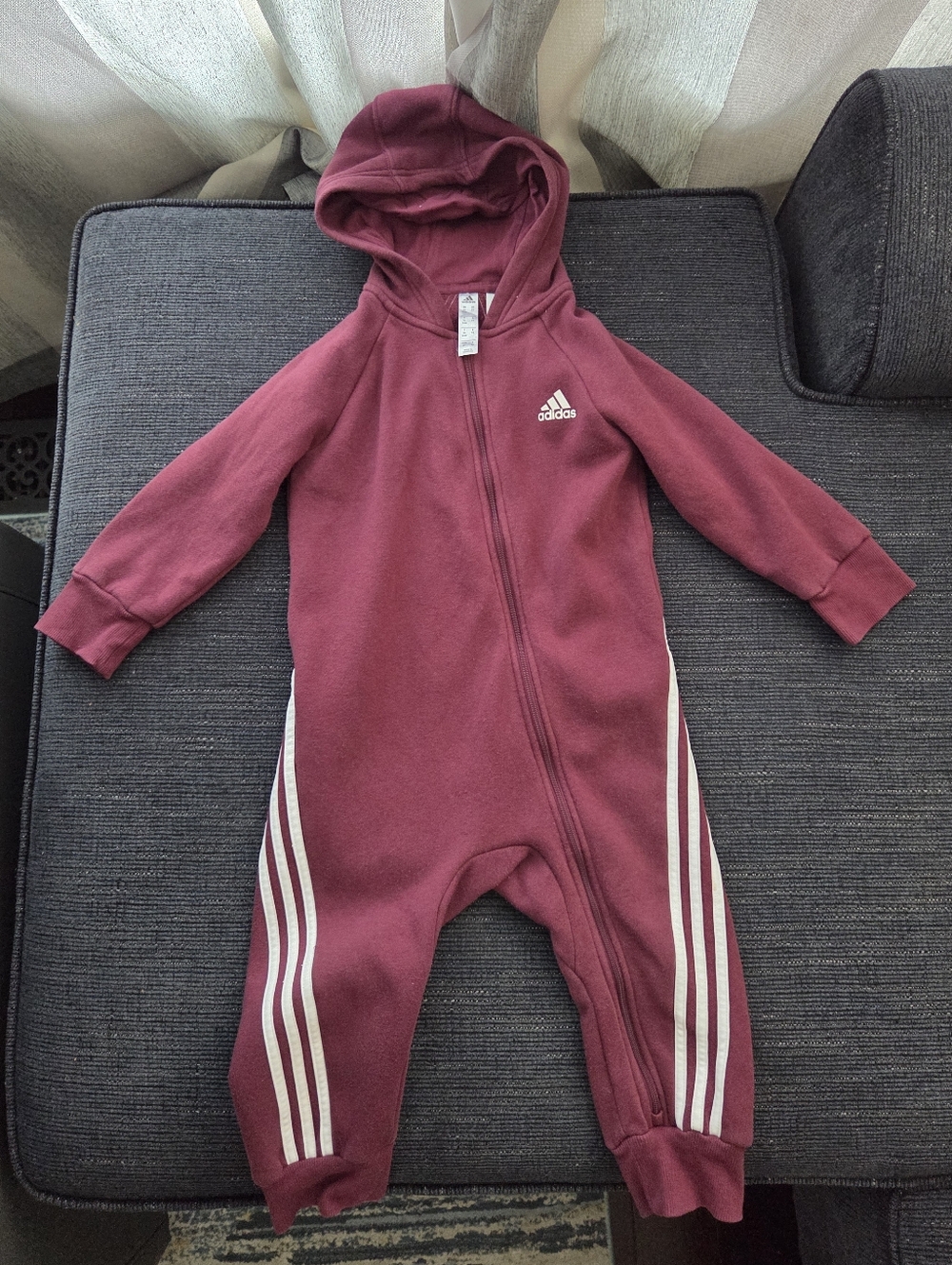 Adidas One Piece 2T